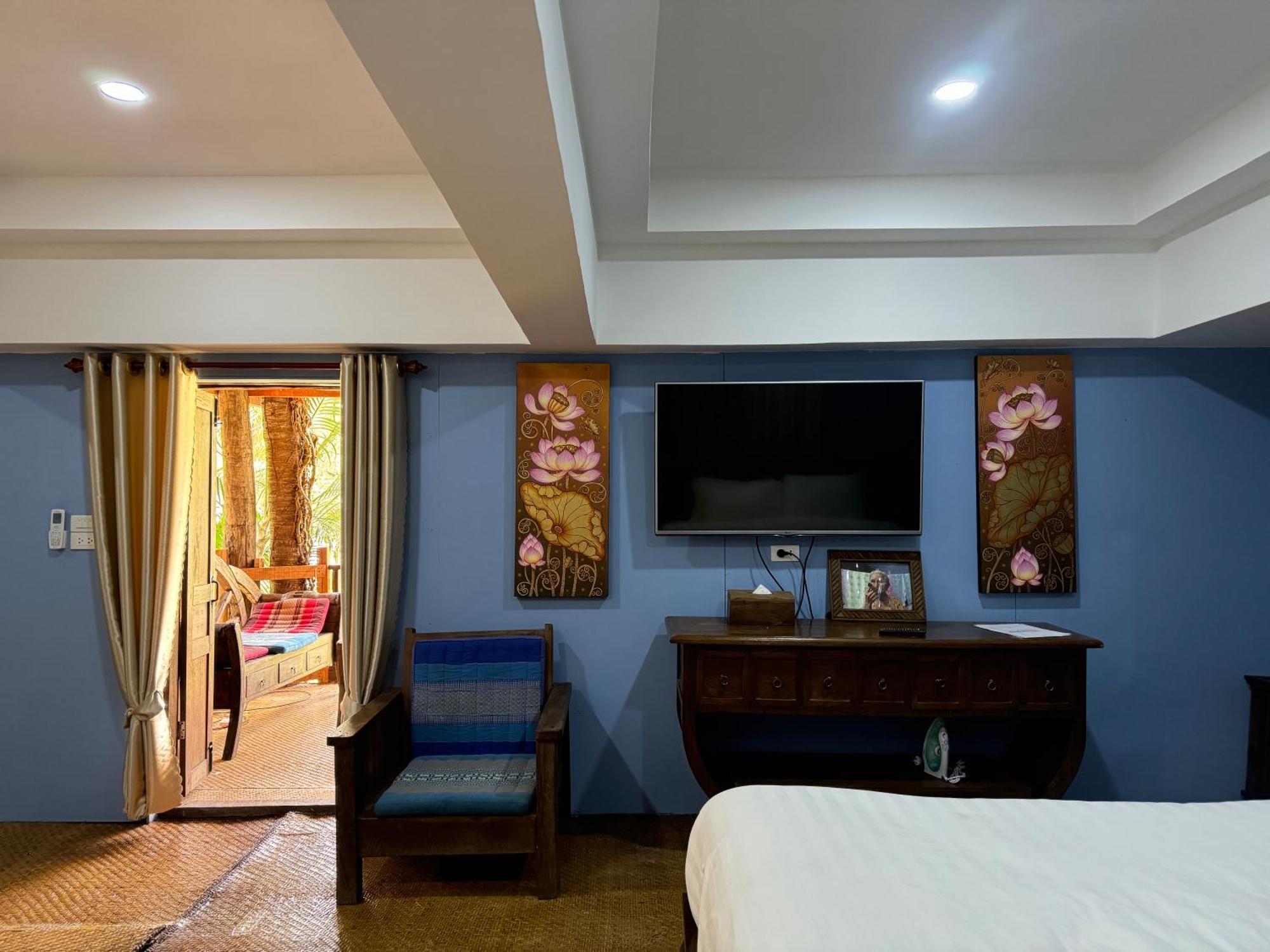 On The Mekong Resort Luang Prabang Bagian luar foto